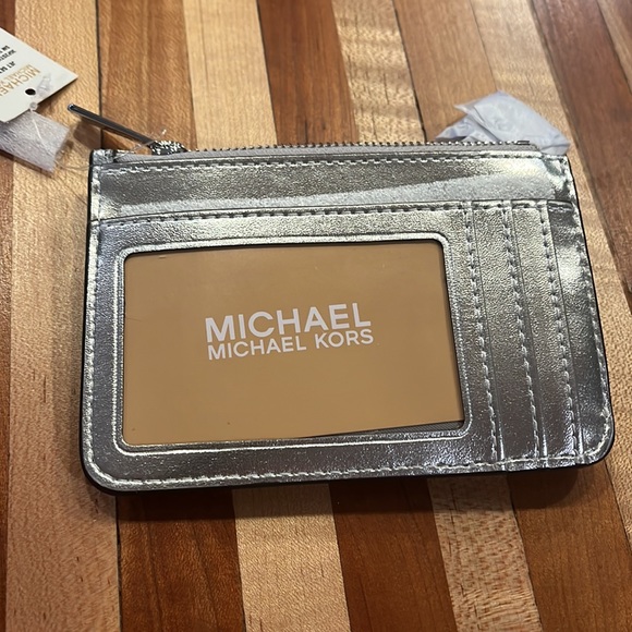 Michael Kors Small Coin Purse with Card Holder Silver - Picture 4 of 8